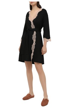 Женский халат ZIMMERLI черного цвета по цене 26750 руб., арт. 762-4166 | Фото 2 Женский халат ZIMMERLI черного цвета, арт. 762-4166 | Фото 2 (Материал внешний: Синтетический материал; Рукава: 3/4; Длина Ж (юбки, платья, шорты): Мини)