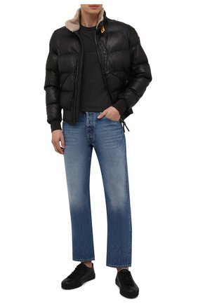Мужской кожаный бомбер PARAJUMPERS темно-серого цвета по цене 95950 руб., арт. LE03/ALF LEATHER | Фото 2 Мужской кожаный бомбер PARAJUMPERS темно-серого цвета, арт. LE03/ALF LEATHER | Фото 2 (Рукава: Длинные; Длина (верхняя одежда): Короткие; Материал подклада: Синтетический материал; Кросс-КТ: Куртка; Мужское Кросс-КТ: Кожа и замша, пуховик-короткий; Принт: Без принта; Стили: Кэжуэл)