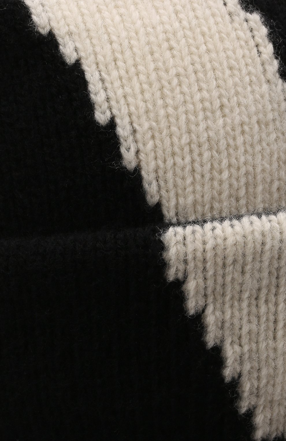 Мужская шерстяная шапка VALENTINO черного цвета, арт. WY0HB00V/UFM | Фото 3 (Материал: Текстиль, Шер сть; Кросс-КТ: Трикотаж)