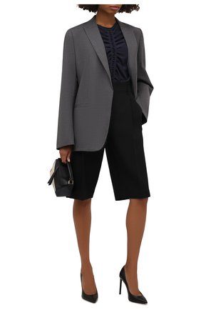 Женская шелковая блузка GIORGIO ARMANI темно-синего цвета по цене 125500 руб., арт. 1WHCC023/T02TV | Фото 2 Женская шелковая блузка GIORGIO ARMANI темно-синего цвета, арт. 1WHCC023/T02TV | Фото 2 (Длина (для топов): Стандартные; Рукава: Длинные; Материал внешний: Шелк; Женское Кросс-КТ: Блуза-одежда; Принт: Без принта; Стили: Романтичный)