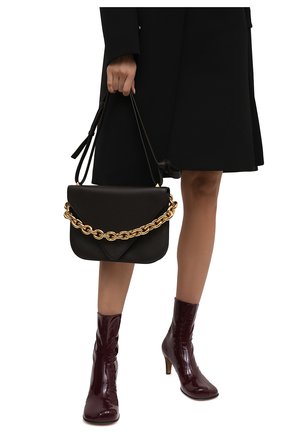 Женская сумка mount medium BOTTEGA VENETA темно-коричневого цвета по цене 229000 руб., арт. 667398/V12M0 | Фото 2 Женская сумка mount medium BOTTEGA VENETA темно-коричневого цвета, арт. 667398/V12M0 | Фото 2 (Материал: Натуральная кожа; Сумки-технические: Сумки через плечо; Размер: medium; Ремень/цепочка: На ремешке)