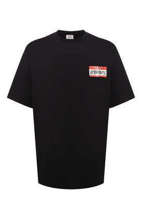 Мужская хлопковая футболка VETEMENTS черного цвета по цене 32900 руб., арт. UE52TR140B 1602/M | Фото 1 Мужская хлопковая футболка VETEMENTS черного цвета, арт. UE52TR140B 1602/M | Фото 1 (Рукава: Короткие; Материал внешний: Хлопок; Длина (для топов): Удлиненные; Принт: С принтом; Стили: Спорт-шик)