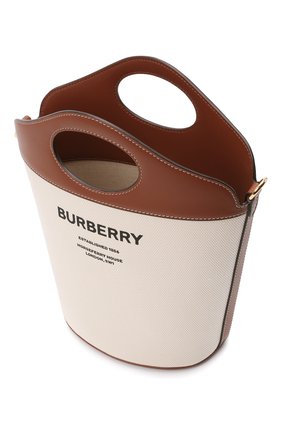 Женская сумка pocket BURBERRY светло-коричневого цвета по цене 90300 руб., арт. 8046242 | Фото 5 Женская сумка pocket BURBERRY светло-коричневого цвета, арт. 8046242 | Фото 5 (Сумки-технические: Сумки через плечо, Сумки top-handle; Ремень/цепочка: На ремешке; Материал: Текстиль; Размер: small)