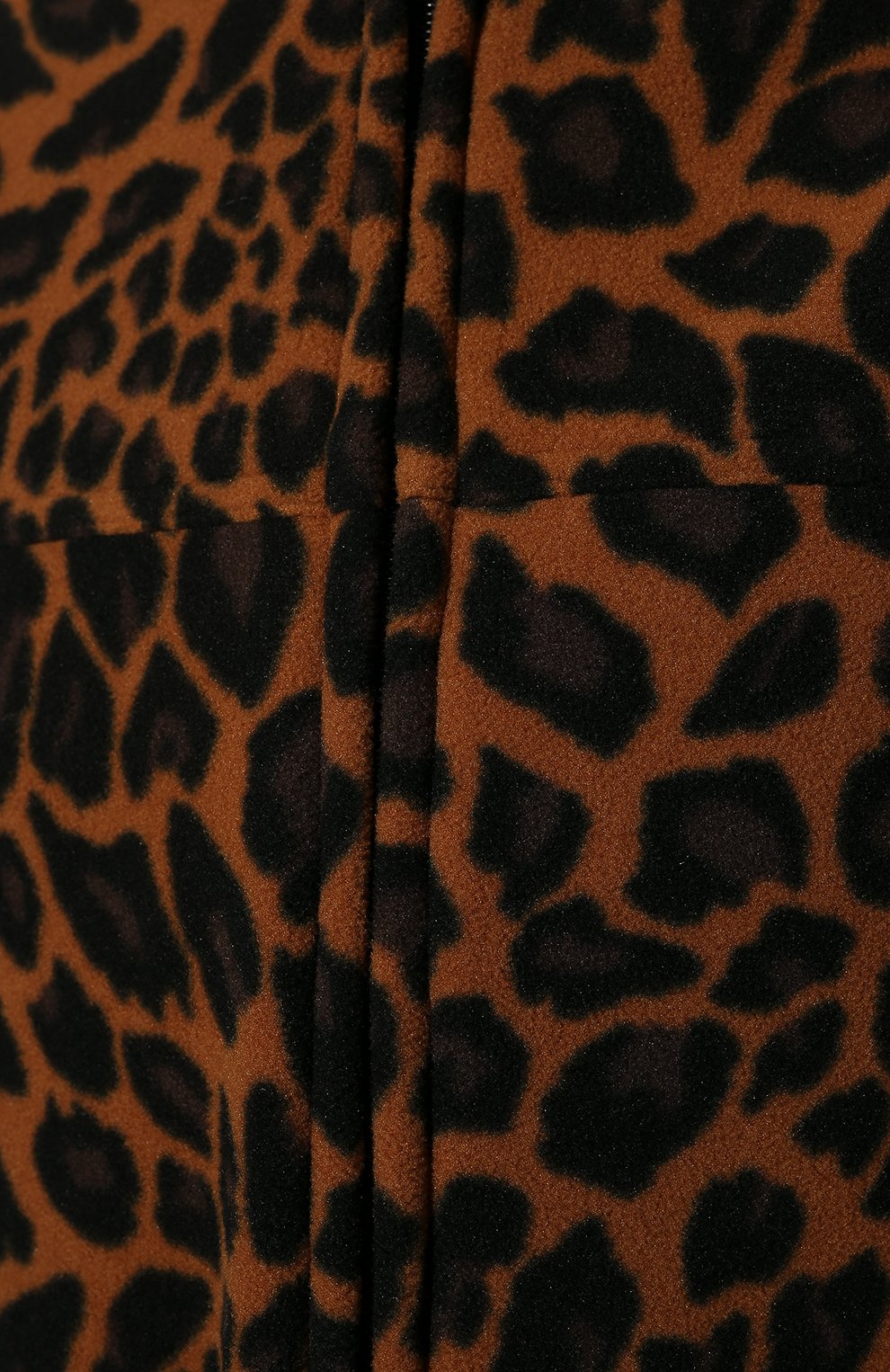 Женская куртка BALENCIAGA леопардового цвета, арт. 678409/TLLG8 | Фото 5 (Кросс-КТ: Куртка; Рукава: Длинные; Длина (верхняя одежда): До середины бедра; Материал внешний: Синтетический материал; Стили: Спорт-шик; Материал подклада: Синтетический материал)