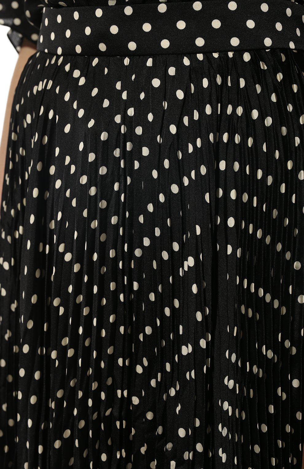 Женская плиссированная юбка BALENCIAGA черного цвета, арт. 659067/TLLH7 | Фото 5 (Стили: Гламурный; Женское Кросс-КТ: юбка-плиссе, Юбка-одежда; Материал внешний: Синтетический материал; Длина Ж (юбки, платья, шорты): Миди)