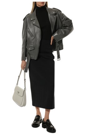 Женские кожаные лоферы PRADA черного цвета по цене 75000 руб., арт. 1D246M-ULS-F0002-B050 | Фото 2 Женские кожаные лоферы PRADA черного цвета, арт. 1D246M-ULS-F0002-B050 | Фото 2 (Подошва: Плоская, Платформа; Каблук высота: Низкий)
