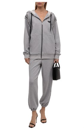 Женский хлопковый кардиган PRADA серого цвета по цене 270000 руб., арт. 138587-1ZXU-F02PL-212 | Фото 2 Женский хлопковый кардиган PRADA серого цвета, арт. 138587-1ZXU-F02PL-212 | Фото 2 (Материал внешний: Хлопок; Стили: Спорт-шик; Рукава: Длинные; Женское Кросс-КТ: Кардиган-одежда; Длина (для топов): Стандартные)