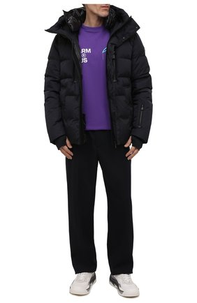 Мужская пуховая куртка aveillan MONCLER GRENOBLE темно-синего цвета по цене 150200 руб., арт. G2-097-1A000-44-5399E | Фото 2 Мужская пуховая куртка aveillan MONCLER GRENOBLE темно-синего цвета, арт. G2-097-1A000-44-5399E | Фото 2 (Длина (верхняя одежда): Короткие; Рукава: Длинные; Материал утеплителя: Пух и перо; Материал внешний: Синтетический материал; Материал подклада: Синтетический материал; Кросс-КТ: Куртка, другое; Мужское Кросс-КТ: пуховик-короткий; Стили: Спорт-шик)