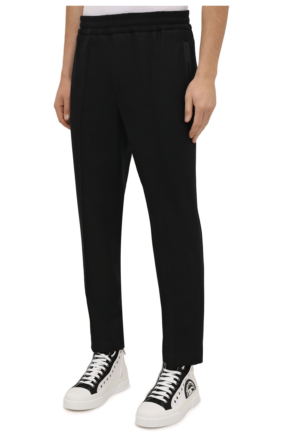 Мужские шерстяные брюки MONCLER черного цвета, арт. G2-091-2A000-15-54233 | Фото 3 (Материал внешний: Шерсть; Длина (брюки, джинсы): Стандартные; Случай: Повседневный; Стили: Кэжуэл)