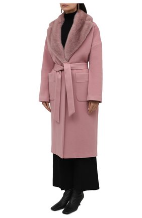 Женское кашемировое пальто KITON розового цвета, арт. D52641K0551A | Фото 3 (Материал внешний: Шерсть, Кашемир; Рукава: Длинные; Региональные ограничения белый список (Axapta Mercury): RU; Стили: Классический; Длина (верхняя одежда): Длинные; 1-2-бортные: Однобортные; Материал подклада: Шелк)