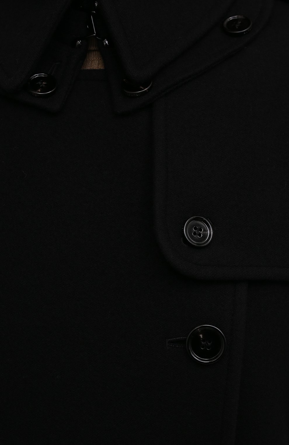 Женское пальто из кашемира и шерсти BURBERRY черного цвета, арт. 8046680 | Фото 5 (Материал внешний: Шерсть, Кашемир; Рукава: Длинные; Стили: Гламурный; Длина (верхняя одежда): До колена; 1-2-бортные: Двубортные; Материал подклада: Купро)
