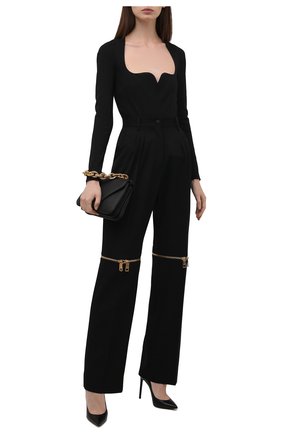 Женские шерстяные брюки DOLCE & GABBANA черного цвета по цене 119500 руб., арт. FTB9UT/FU208 | Фото 2 Женские шерстяные брюки DOLCE & GABBANA черного цвета, арт. FTB9UT/FU208 | Фото 2 (Материал внешний: Шерсть; Длина (брюки, джинсы): Удлиненные; Стили: Гламурный; Женское Кросс-КТ: Брюки-одежда; Силуэт Ж (брюки и джинсы): Прямые)