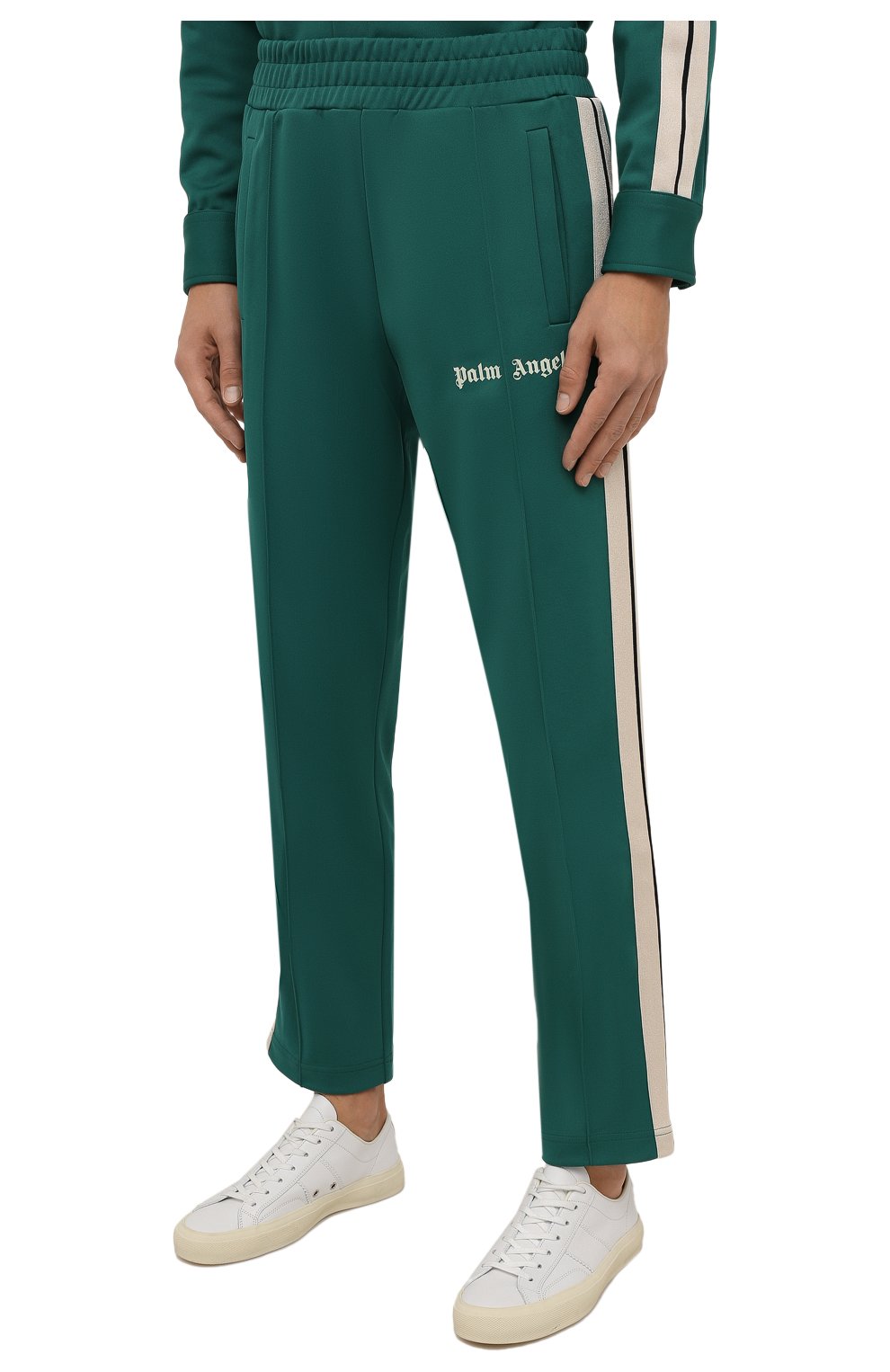 Мужские брюки PALM ANGELS зеленого цвета, арт. PMCA007F21FAB0025701 | Фото 3 (Длина (брюки, джинсы): Стандартные; Случай: Повседневный; Материал внешний: Синтетический материал; Стили: Спорт-шик; Shop in Shop M: Обувь_классика)