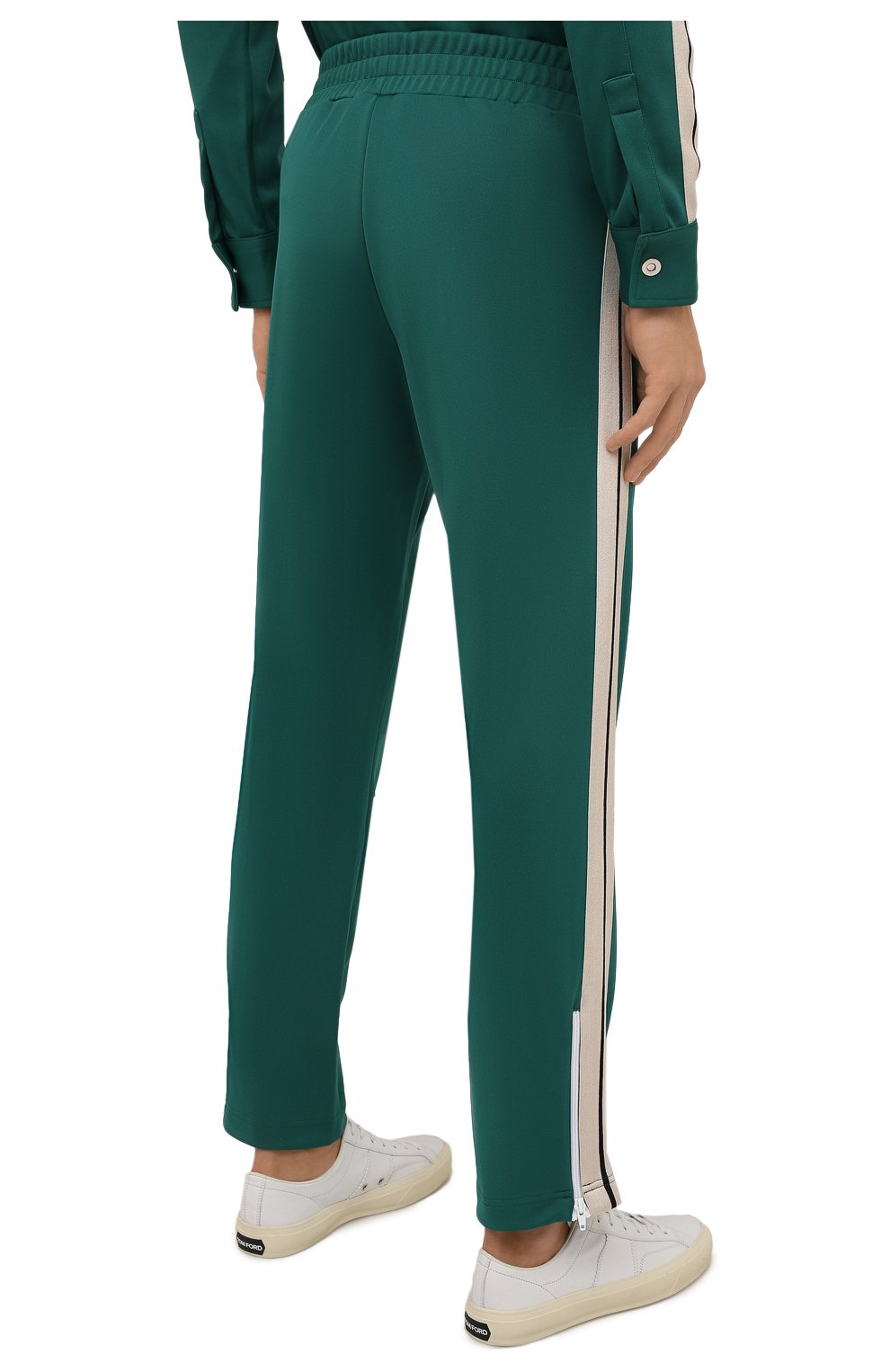 Мужские брюки PALM ANGELS зеленого цвета, арт. PMCA007F21FAB0025701 | Фото 4 (Длина (брюки, джинсы): Стандартные; Случай: Повседневный; Материал внешний: Синтетический материал; Стили: Спорт-шик; Shop in Shop M: Обувь_классика)