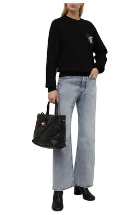 Женский хлопковый свитшот OFF-WHITE черного цвета по цене 43100 руб., арт. 0WBA055F21JER010 | Фото 2 Женский хлопковый свитшот OFF-WHITE черного цвета, арт. 0WBA055F21JER010 | Фото 2 (Рукава: Длинные; Длина (для топов): Стандартные; Материал внешний: Хлопок; Женское Кросс-КТ: Свитшот-одежда; Стили: Спорт-шик)