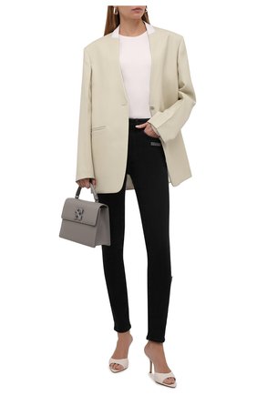 Женские джинсы OFF-WHITE черного цвета по цене 37450 руб., арт. 0WYA003F21DEN002 | Фото 2 Женские джинсы OFF-WHITE черного цвета, арт. 0WYA003F21DEN002 | Фото 2 (Материал внешний: Хлопок; Длина (брюки, джинсы): Стандартные; Кросс-КТ: Деним; Силуэт Ж (брюки и джинсы): Узкие; Стили: Гранж; Детали: Потертости)