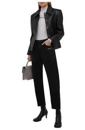 Женские джинсы OFF-WHITE черного цвета по цене 37450 руб., арт. 0WYA031F21DEN002 | Фото 2 Женские джинсы OFF-WHITE черного цвета, арт. 0WYA031F21DEN002 | Фото 2 (Материал внешний: Хлопок; Длина (брюки, джинсы): Стандартные; Кросс-КТ: Деним; Силуэт Ж (брюки и джинсы): Прямые; Стили: Гранж; Детали: Потертости)