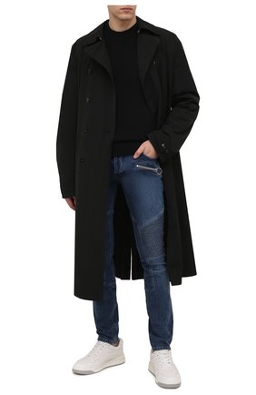 Мужские джинсы BALMAIN синего цвета по цене 121000 руб., арт. WH0MG045/163D | Фото 2 Мужские джинсы BALMAIN синего цвета, арт. WH0MG045/163D | Фото 2 (Материал внешний: Хлопок, Деним; Длина (брюки, джинсы): Стандартные; Кросс-КТ: Деним; Детали: Потертости; Стили: Гранж; Силуэт М (брюки): Узкие)