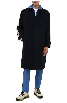 Мужской пальто PALM ANGELS темно-синего цвета, арт. PMEA180F21FAB0011045 | Фото 2 (Материал внешний: Шерсть; Рукава: Длинные; Случай: Повседневный; Длина (верхняя одежда): До колена; Стили: Спорт-шик; Материал подклада: Вискоза; Мужское Кросс-КТ: пальто-верхняя одежда)