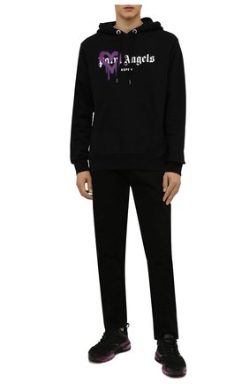 Мужской хлопковое худи PALM ANGELS черного цвета по цене 35400 руб., арт. PMBB003F21FLE0021037 | Фото 2 Мужской хлопковое худи PALM ANGELS черного цвета, арт. PMBB003F21FLE0021037 | Фото 2 (Рукава: Длинные; Материал внешний: Хлопок; Длина (для топов): Стандартные; Мужское Кросс-КТ: Худи-одежда; Принт: С принтом; Стили: Спорт-шик)