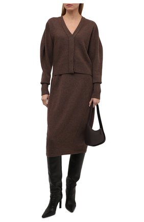 Женская юбка из шерсти и кашемира LOW CLASSIC коричневого цвета по цене 29500 руб., арт. L0W21FW_KN06BR | Фото 2 Женская юбка из шерсти и кашемира LOW CLASSIC коричневого цвета, арт. L0W21FW_KN06BR | Фото 2 (Длина Ж (юбки, платья, шорты): Миди; Материал внешний: Шерсть; Стили: Минимализм; Женское Кросс-КТ: Юбка-одежда; Кросс-КТ: Трикотаж)