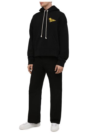 Мужской хлопковое худи PALM ANGELS черного цвета по цене 45150 руб., арт. PMBB058F21FLE0021018 | Фото 2 Мужской хлопковое худи PALM ANGELS черного цвета, арт. PMBB058F21FLE0021018 | Фото 2 (Длина (для топов): Стандартные; Рукава: Длинные; Материал внешний: Хлопок; Мужское Кросс-КТ: Худи-одежда; Стили: Спорт-шик; Принт: С принтом)