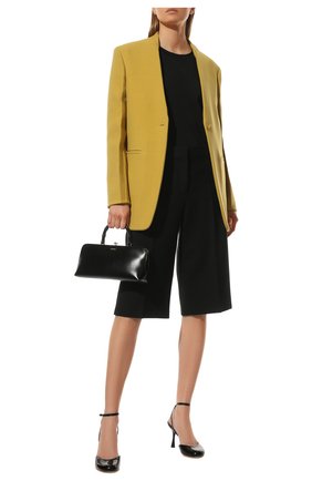 Женские шерстяные шорты JIL SANDER черного цвета по цене 62100 руб., арт. JSWT306113-WT201000 | Фото 2 Женские шерстяные шорты JIL SANDER черного цвета, арт. JSWT306113-WT201000 | Фото 2 (Материал подклада: Вискоза; Материал внешний: Шерсть; Длина Ж (юбки, платья, шорты): Миди; Стили: Минимализм; Женское Кросс-КТ: Шорты-одежда)