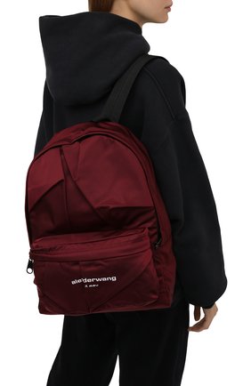Женский рюкзак wangsport ALEXANDER WANG бордового цвета по цене 37100 руб., арт. 20421B13T | Фото 2 Женский рюкзак wangsport ALEXANDER WANG бордового цвета, арт. 20421B13T | Фото 2 (Ремень/цепочка: На ремешке; Материал: Текстиль; Размер: large; Стили: Спорт)