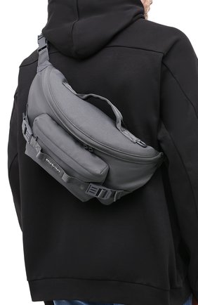 Мужская текстильная поясная сумка army BALENCIAGA серого цвета по цене 67350 руб., арт. 644035/2BKPI | Фото 2 Мужская текстильная поясная сумка army BALENCIAGA серого цвета, арт. 644035/2BKPI | Фото 2 (Материал: Текстиль; Ремень/цепочка: На ремешке; Размер: large)