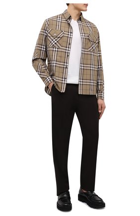 Мужская хлопковая рубашка BURBERRY бежевого цвета по цене 44600 руб., арт. 8044218 | Фото 2 Мужская хлопковая рубашка BURBERRY бежевого цвета, арт. 8044218 | Фото 2 (Рукава: Длинные; Материал внешний: Хлопок; Длина (для топов): Стандартные; Случай: Повседневный; Стили: Кэжуэл; Манжеты: На пуговицах; Воротник: Button down; Принт: Клетка)