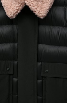 Детская пуховая куртка MONCLER темно-зеленого цвета, арт. G2-954-1B524-10-53048/8-10A | Фото 3 (Кросс-КТ: Сезон: зима; Девочки Кросс-КТ: Пуховик-верхняя одежда; Рукава: Длинные; Материал внешний: Синтетический материал; Материал подклада: Синтетический материал; Материал утеплителя: Пух и перо; Ростовка одежда: 10 - 11 лет | 140 - 146см, 8 лет | 128 см)