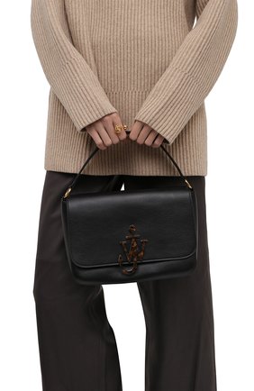 Женская сумка anchor large JW ANDERSON черного цвета по цене 72800 руб., арт. HB0387 LA0019 | Фото 2 Женская сумка anchor large JW ANDERSON черного цвета, арт. HB0387 LA0019 | Фото 2 (Материал: Натуральная кожа; Ремень/цепочка: На ремешке; Размер: large; Сумки-технические: Сумки top-handle)