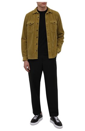 Мужская хлопковая рубашка STONE ISLAND хаки цвета по цене 25100 руб., арт. 751512111 | Фото 2 Мужская хлопковая рубашка STONE ISLAND хаки цвета, арт. 751512111 | Фото 2 (Материал внешний: Хлопок; Случай: Повседневный; Принт: Однотонные; Рукава: Длинные; Манжеты: На пуговицах; Воротник: Кент; Стили: Милитари; Длина (для топов): Стандартные)