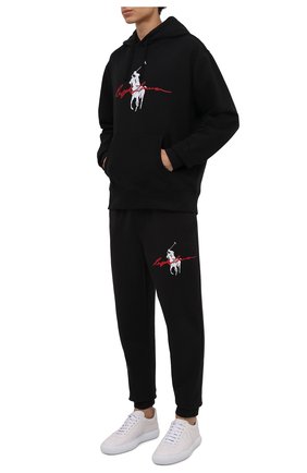 Мужские джоггеры POLO RALPH LAUREN черного цвета по цене 16250 руб., арт. 710853249 | Фото 2 Мужские джоггеры POLO RALPH LAUREN черного цвета, арт. 710853249 | Фото 2 (Материал внешний: Синтетический материал, Хлопок; Длина (брюки, джинсы): Стандартные; Силуэт М (брюки): Джоггеры)
