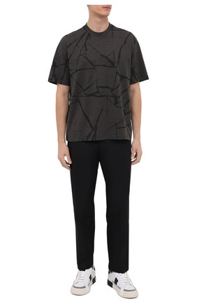 Мужская хлопковая футболка Z ZEGNA хаки цвета по цене 19650 руб., арт. VY364/ZZ65AC | Фото 2 Мужская хлопковая футболка Z ZEGNA хаки цвета, арт. VY364/ZZ65AC | Фото 2 (Длина (для топов): Стандартные; Рукава: Короткие; Материал внешний: Хлопок; Принт: С принтом; Стили: Кэжуэл)