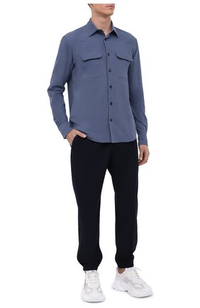 Мужская хлопковая рубашка ERMENEGILDO ZEGNA голубого цвета по цене 37600 руб., арт. UYX52/STT4 | Фото 2 Мужская хлопковая рубашка ERMENEGILDO ZEGNA голубого цвета, арт. UYX52/STT4 | Фото 2 (Материал внешний: Хлопок; Длина (для топов): Стандартные; Рукава: Длинные; Случай: Повседневный; Принт: Однотонные; Манжеты: На пуговицах; Воротник: Кент; Стили: Кэжуэл)
