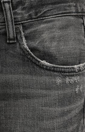 Женские джинсы MOUSSY темно-серого цвета, арт. 025EAC12-2110 | Фото 5 (Кросс-КТ: Деним; Длина (брюки, джинсы): Стандартные; Стили: Гранж; Материал внешний: Хлопок, Деним; Детали: Потертости; Силуэт Ж (брюки и джинсы): Узкие)
