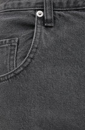 Женские джинсы PETAR PETROV серого цвета, арт. GINGER F21DP1 | Фото 5 (Силуэт Ж (брюки и джинсы): Широкие; Кросс-КТ: Деним; Длина (брюки, джинсы): Стандартные; Материал внешний: Хлопок, Деним; Детали: Потертости)