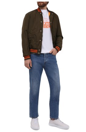 Мужская хлопковая футболка PALM ANGELS белого цвета по цене 21550 руб., арт. PMAA001F21JER0170120 | Фото 2 Мужская хлопковая футболка PALM ANGELS белого цвета, арт. PMAA001F21JER0170120 | Фото 2 (Длина (для топов): Стандартные; Материал внешний: Хлопок; Рукава: Короткие; Стили: Спорт-шик; Принт: С принтом)