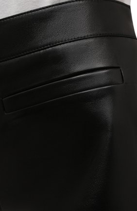 Женские кожаные шорты SAINT LAURENT черного цвета, арт. 678157/YC2ZZ | Фото 5 (Женское Кросс-КТ: Шорты-одежда; Стили: Гламурный; Длина Ж (юбки, платья, шорты): Мини; Материал внешний: Натуральная кожа; Материал подклада: Купро)