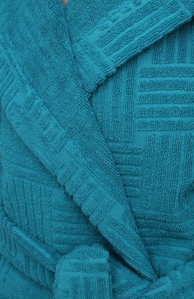 Женский хлопковый халат BOTTEGA VENETA бирюзового цвета по цене 42650 руб., арт. 656096/3V106 | Фото 5 Женский хлопковый халат BOTTEGA VENETA бирюзового цвета, арт. 656096/3V106 | Фото 5 (Рукава: Длинные; Материал внешний: Хлопок; Длина Ж (юбки, платья, шорты): До колена)