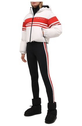 Женская утепленная куртка PRADA разноцветного цвета, арт. 29R698-10UY-F0970-212 | Фото 2 (Материал внешний: Синтетический материал; Кросс-КТ: Куртка, лыжи; Рукава: Длинные; Длина (верхняя одежда): Короткие; Стили: Спорт-шик)