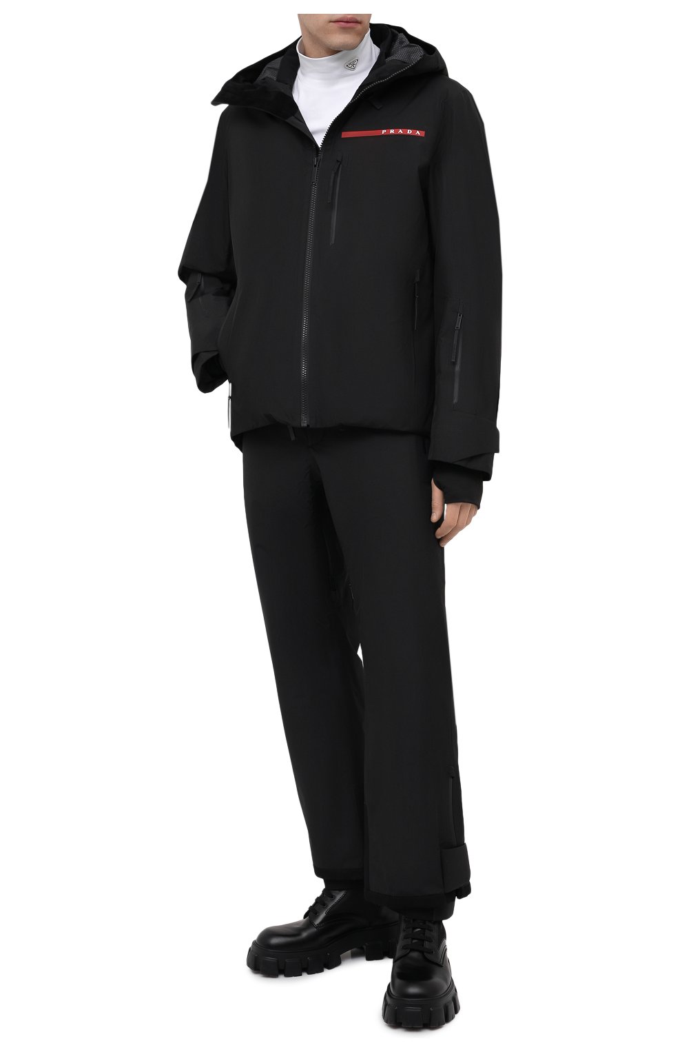 Мужская утепленная куртка PRADA черного цвета, арт. SGB267-1XV1-F0002-192 | Фото 2 (Кросс-КТ: Куртка, другое; Материал внешний: Синтетический материал; Мужское Кросс-КТ: утепленные куртки; Стили: Спорт-шик; Длина (верхняя одежда): Короткие)