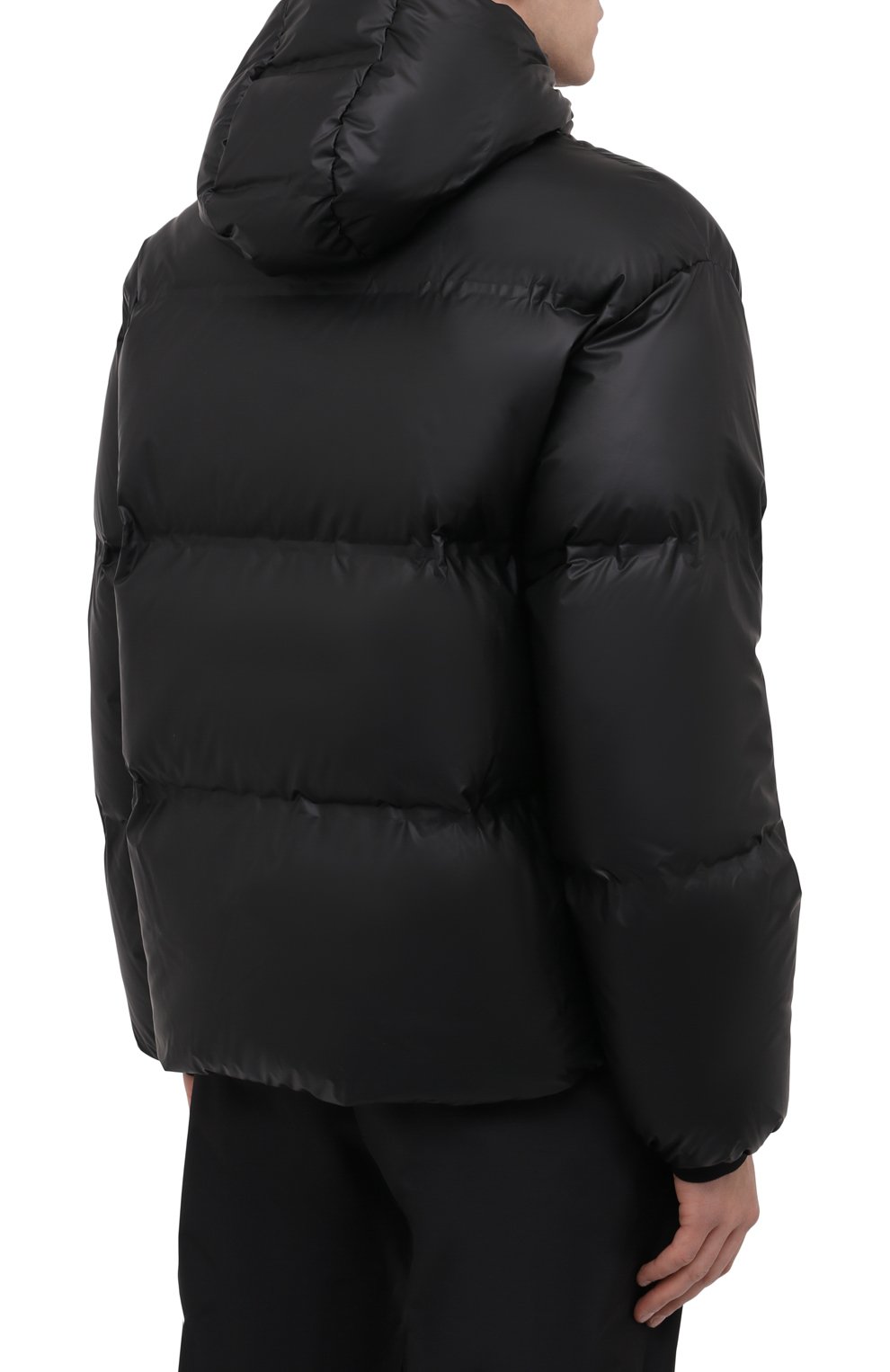 Мужская пуховая куртка PRADA черного цвета, арт. SGB574-1T2Y-F0002-202 | Фото 4 (Кросс-КТ: Куртка, другое; Мужское Кросс-КТ: пуховик-короткий; Материал внешний: Синтетический материал; Стили: Спорт-шик; Длина (верхняя одежда): Короткие)