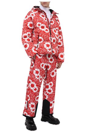 Мужская утепленная куртка PRADA красного цвета, арт. SGC025-10UU-F0976-212 | Фото 2 (Материал внешний: Синтетический материал; Кросс-КТ: Куртка, другое; Стили: Спорт-шик; Длина (верхняя одежда): Короткие; Мужское Кросс-КТ: утепленные куртки)