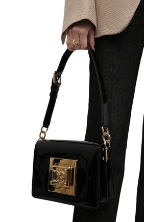 Женская сумка bella medium DOLCE & GABBANA черного цвета по цене 199500 руб., арт. BB7072/AQ618 | Фото 2 Женская сумка bella medium DOLCE & GABBANA черного цвета, арт. BB7072/AQ618 | Фото 2 (Ремень/цепочка: На ремешке; Размер: medium; Материал: Натуральная кожа; Сумки-технические: Сумки top-handle)