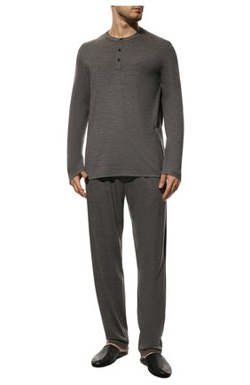 Мужская шерстяная пижама ERMENEGILDO ZEGNA серого цвета по цене 52550 руб., арт. N6H031200 | Фото 2 Мужская шерстяная пижама ERMENEGILDO ZEGNA серого цвета, арт. N6H031200 | Фото 2 (Длина (брюки, джинсы): Стандартные; Материал внешний: Шерсть; Рукава: Длинные; Длина (для топов): Стандартные; Кросс-КТ: домашняя одежда)
