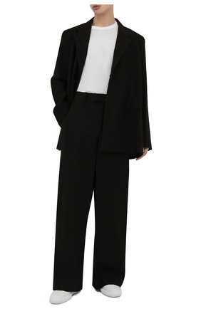 Мужские брюки OFF-WHITE черного цвета по цене 89950 руб., арт. 0MCA201F21FAB001 | Фото 2 Мужские брюки OFF-WHITE черного цвета, арт. 0MCA201F21FAB001 | Фото 2 (Материал внешний: Вискоза, Синтетический материал; Длина (брюки, джинсы): Стандартные; Случай: Повседневный; Стили: Минимализм)