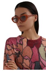 Женские солнцезащитные очки CHLOÉ оранжевого цвета, арт. CH0050S | Фото 2 (Тип очков: С/з; Оптика Гендер: оптика-женское; Очки форма: Cat-eye)