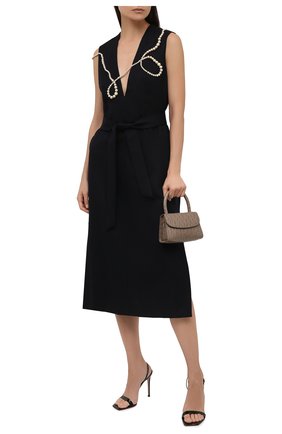 Женское шерстяное платье DRIES VAN NOTEN темно-синего цвета по цене 113500 руб., арт. 212-011097-3185 | Фото 2 Женское шерстяное платье DRIES VAN NOTEN темно-синего цвета, арт. 212-011097-3185 | Фото 2 (Материал подклада: Вискоза; Материал внешний: Шерсть; Стили: Романтичный; Случай: Вечерний; Женское Кросс-КТ: Платье-одежда; Длина Ж (юбки, платья, шорты): До колена)